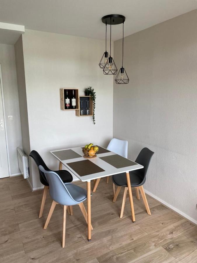 Appartement Au Calme Face Au Lac Marciac Exterior foto